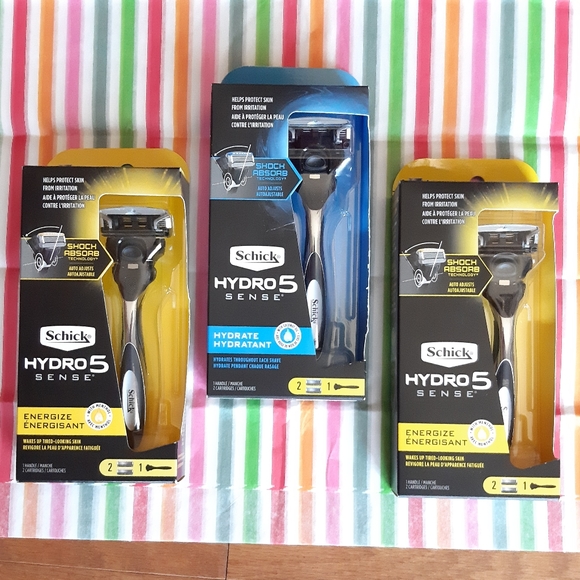 Schick Hydro 5 Sense Razor Bundle - Picture 8 of 11